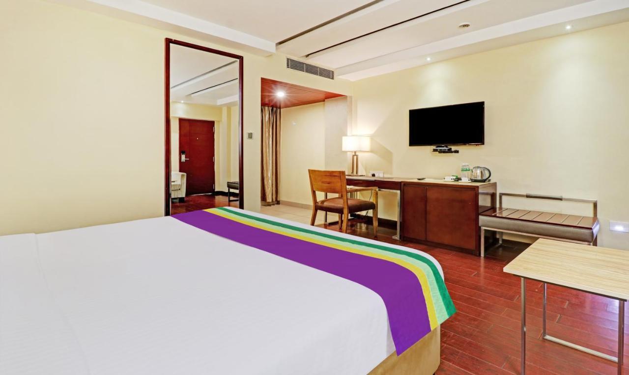Treebo Tryst Park N Hotel Vijayawāda Exterior foto