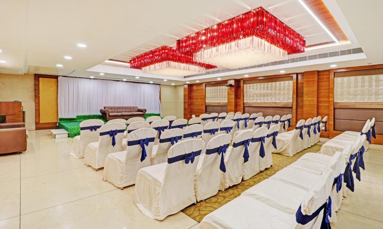 Treebo Tryst Park N Hotel Vijayawāda Exterior foto